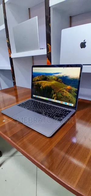 New Laptop Apple MacBook Air 2019 8GB Intel Core i5 SSD 128GB