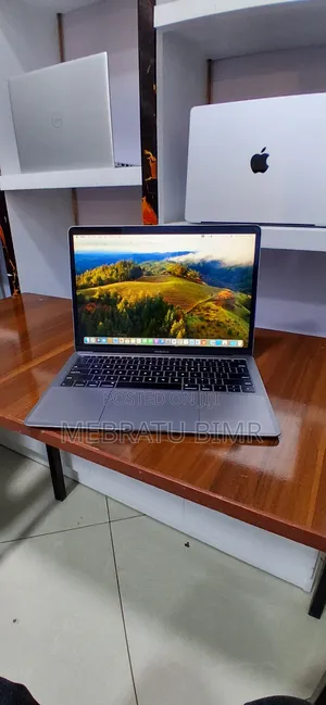 New Laptop Apple MacBook Air 2019 8GB Intel Core i5 SSD 128GB