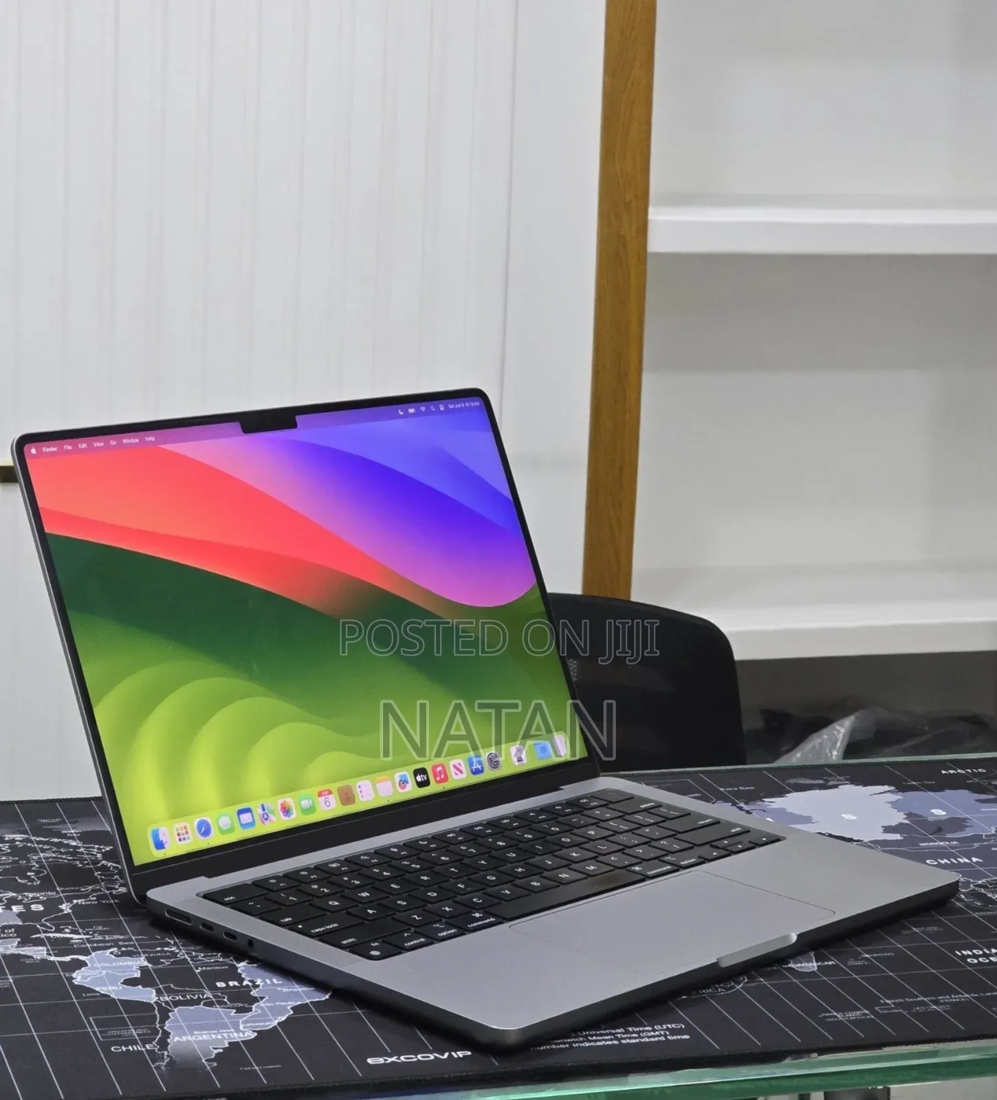 New Laptop Apple MacBook Pro 2023 M3 8GB Apple M3 SSD 512GB