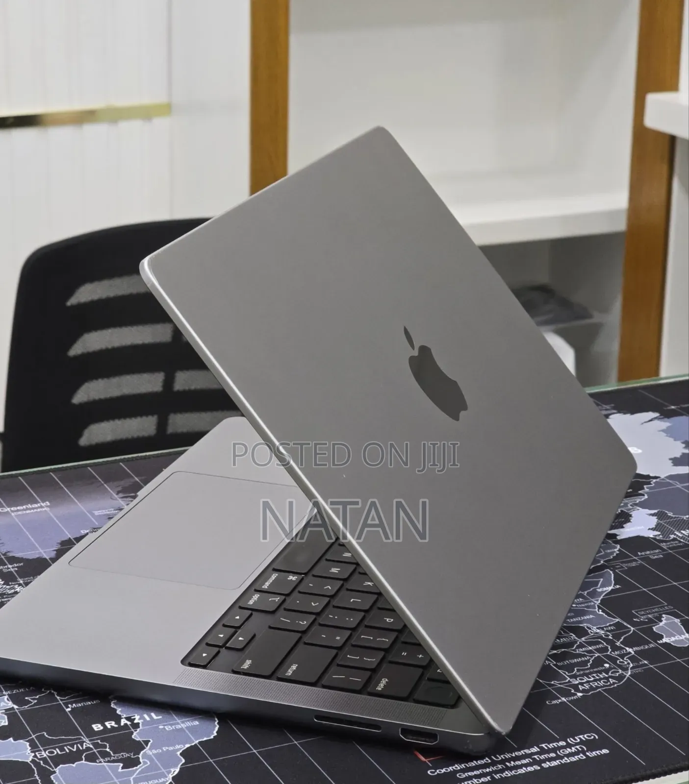 New Laptop Apple MacBook Pro 2023 M3 8GB Apple M3 SSD 512GB