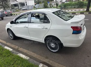 Toyota Yaris 2008 White