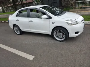 Toyota Yaris 2008 White