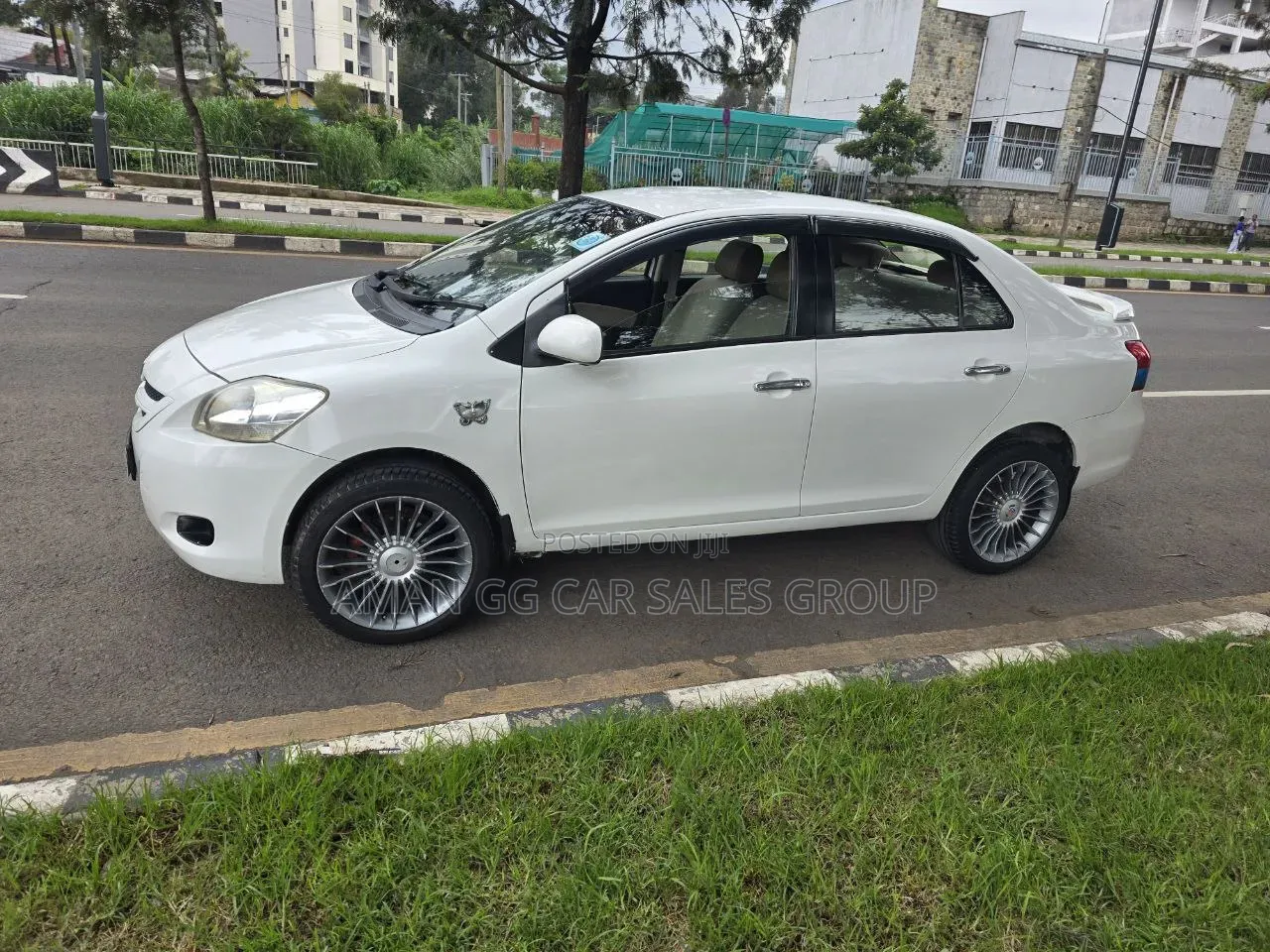 Toyota Yaris 2008 White