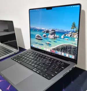 New Laptop Apple MacBook Pro 2021 M1 16GB Apple M1 Pro SSD 512GB