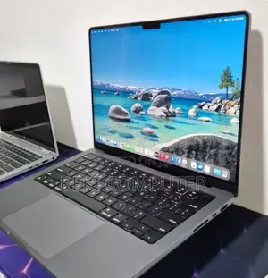 New Laptop Apple MacBook Pro 2021 M1 16GB Apple M1 Pro SSD 512GB