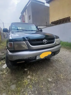 Toyota Hilux 2003 Green
