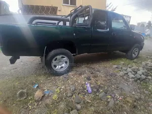 Toyota Hilux 2003 Green