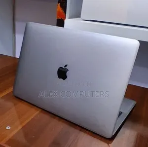New Laptop Apple MacBook Air 2019 8GB Intel Core i5 SSD 128GB