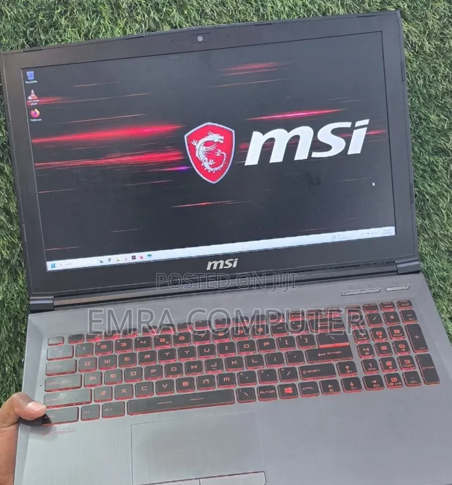 New Laptop MSI 16GB Intel Core i5 SSD 256GB