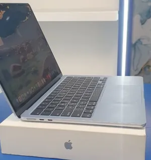 New Laptop Apple MacBook Air 2025 M4 16GB Apple M4 SSD 512GB