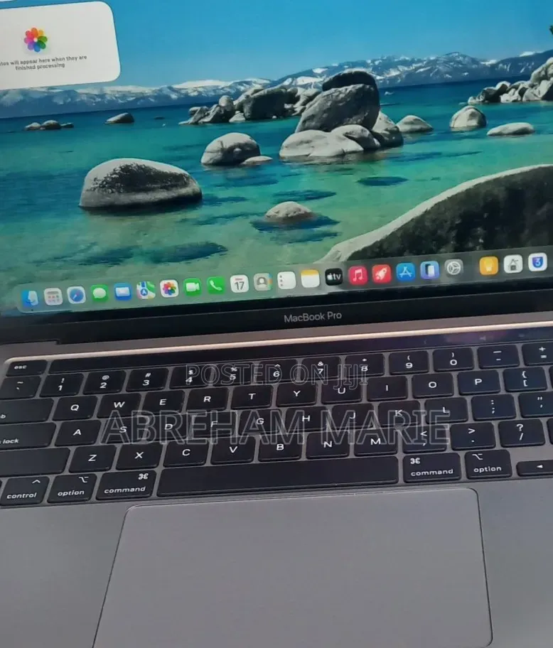 New Laptop Apple MacBook Pro 2021 M1 8GB Apple M1 Pro SSD 256GB
