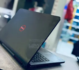 New Laptop Dell 8GB Intel Core i5 SSD 256GB