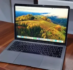 New Laptop Apple MacBook Air 2019 8GB Intel Core i5 SSD 128GB