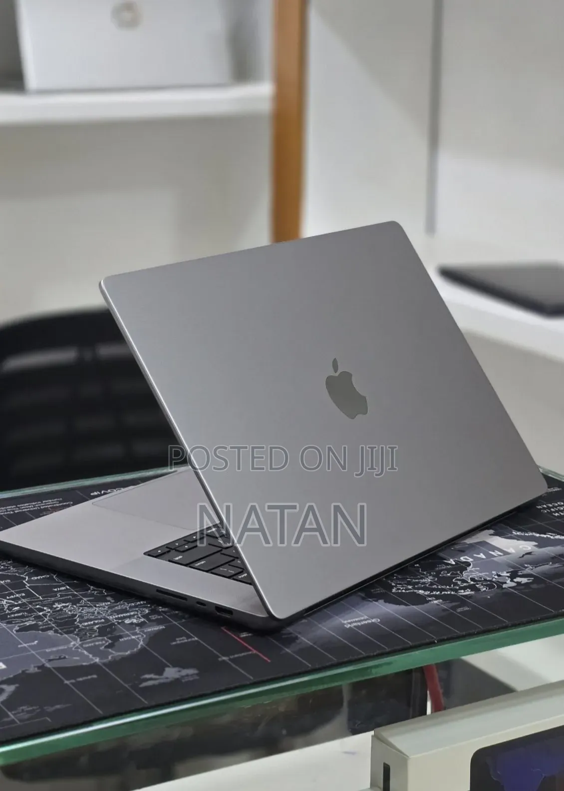 New Laptop Apple MacBook Pro 2021 M1 16GB Apple M1 Pro SSD 512GB