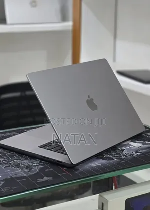 New Laptop Apple MacBook Pro 2021 M1 16GB Apple M1 Pro SSD 512GB