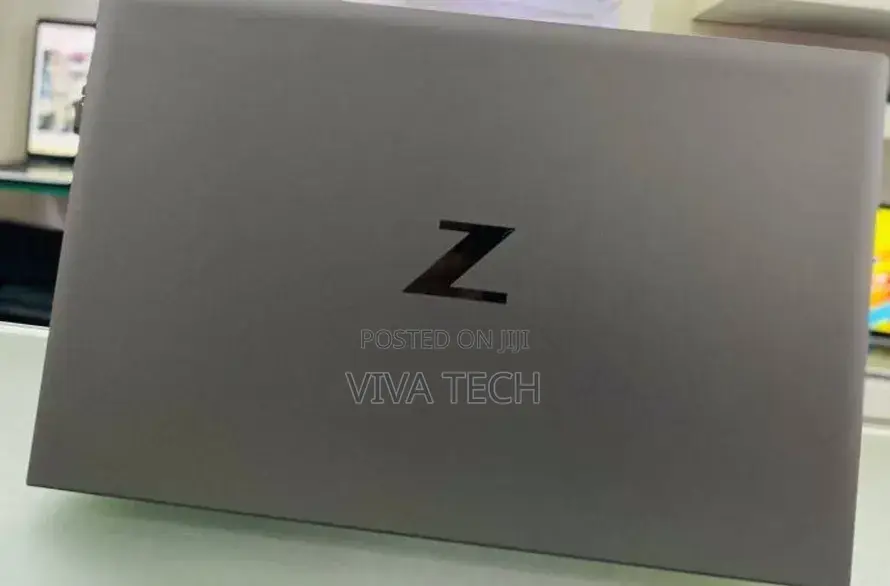 New Laptop HP ZBook Firefly 15 G7 16GB Intel Core i7 SSD 512GB