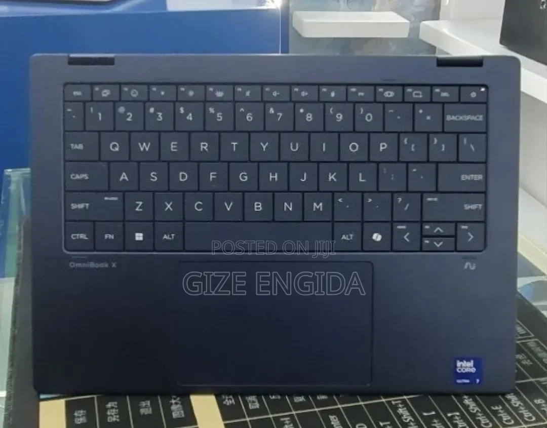 New Laptop HP OmniBook X Flip 14" 16GB Intel Core Ultra 7 SSD 1T