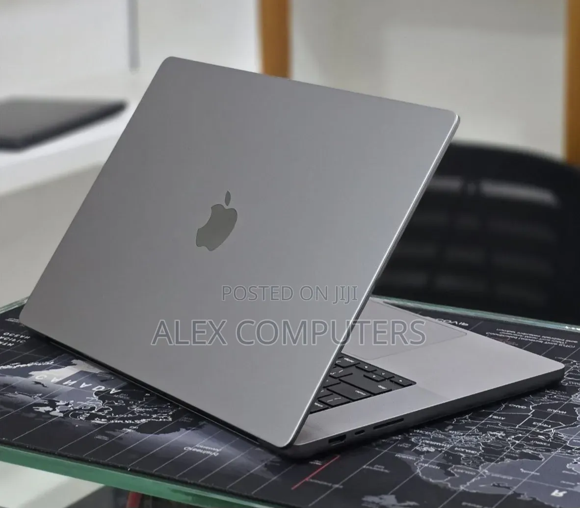 New Laptop Apple MacBook 16GB Apple M2 SSD 512GB