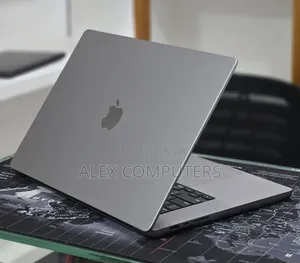 New Laptop Apple MacBook 16GB Apple M2 SSD 512GB