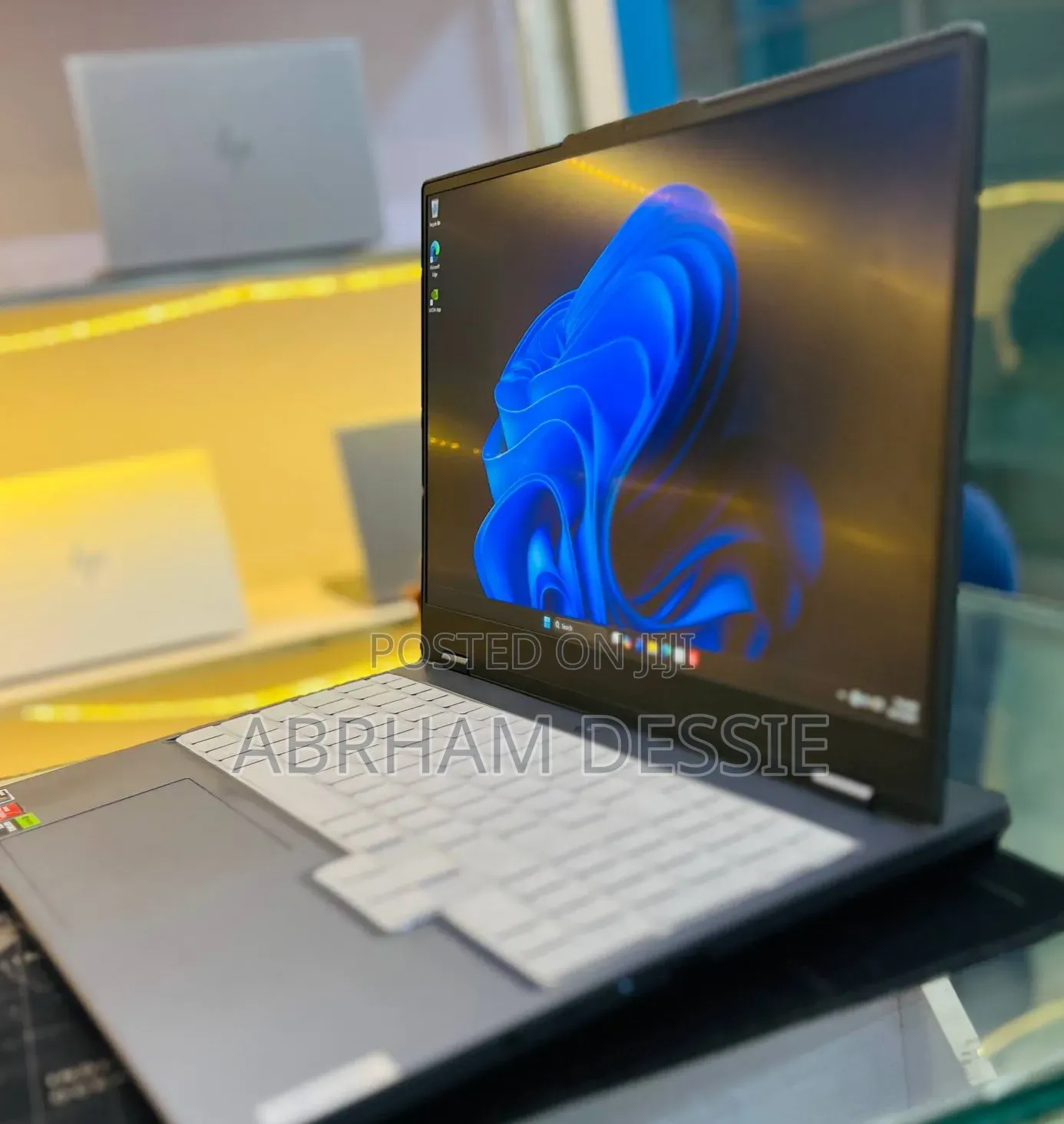 New Laptop Lenovo Legion 5 16GB AMD Ryzen 7 SSD 1T