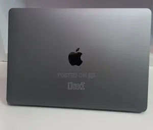 New Laptop Apple MacBook Pro 2020 M1 8GB Apple M1 SSD 256GB