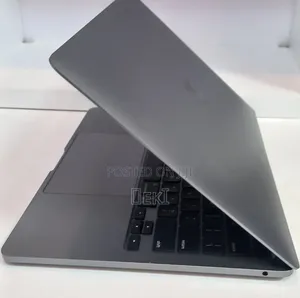 New Laptop Apple MacBook Pro 2020 M1 8GB Apple M1 SSD 256GB