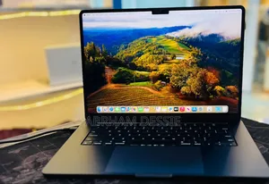 New Laptop Apple MacBook Air 2022 M2 16GB Apple M1 SSD 512GB