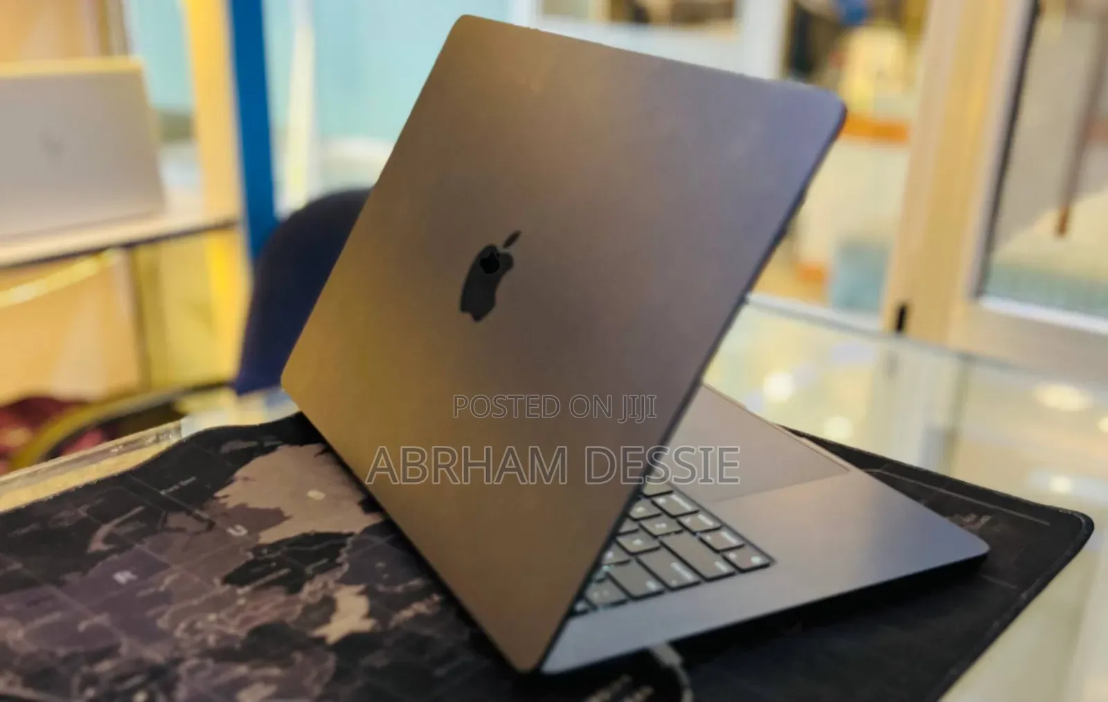 New Laptop Apple MacBook Air 2022 M2 16GB Apple M1 SSD 512GB