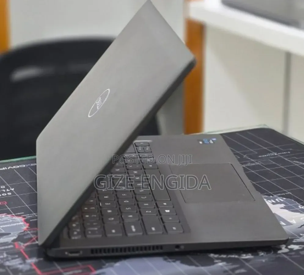 New Laptop Dell Latitude 7420 16GB Intel Core i5 SSD 512GB