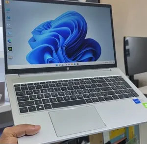 New Laptop HP ProBook 450 G8 16GB Intel Core i7 SSD 512GB