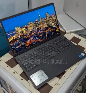 Laptop Dell Inspiron 15 16GB Intel Core i5 SSD 512GB