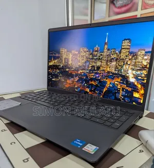 Laptop Dell Inspiron 15 16GB Intel Core i5 SSD 512GB