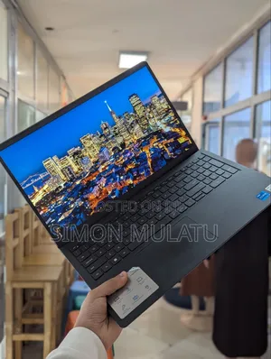 Laptop Dell Inspiron 15 16GB Intel Core i5 SSD 512GB