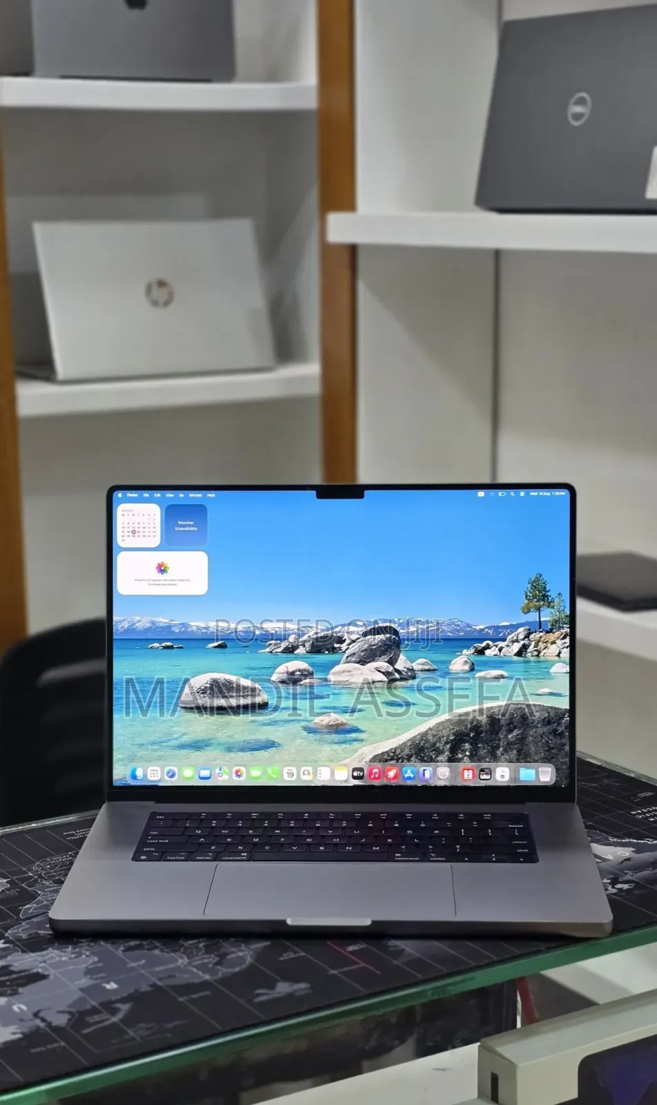 New Laptop Apple MacBook Pro 2022 M2 16GB Apple M2 SSD 512GB