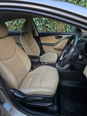 Hyundai Elantra 2011 Gold