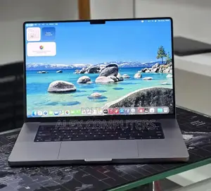 New Laptop Apple MacBook 16GB Apple M2 SSD 512GB