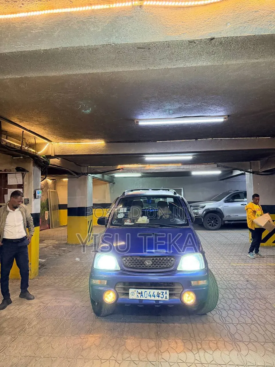 Car 1998 Blue