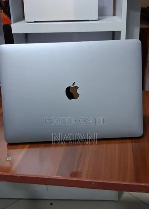 New Laptop Apple MacBook Air 2020 8GB Intel Core i5 SSD 512GB