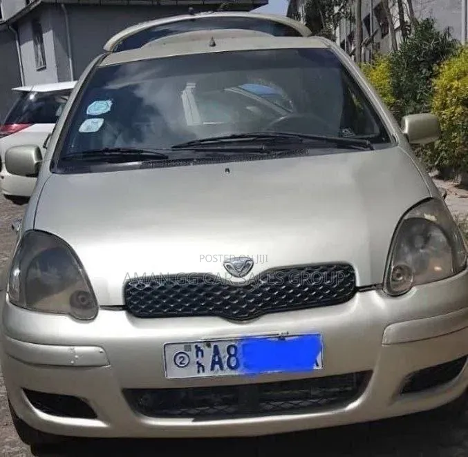 Toyota Vitz 2002 Pearl