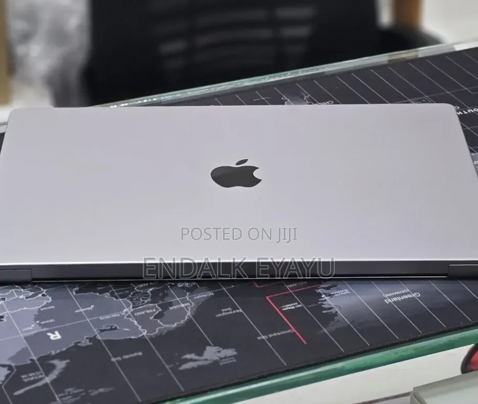 New Laptop Apple MacBook Pro 2023 M2 Pro 16GB Apple M2 SSD 512GB