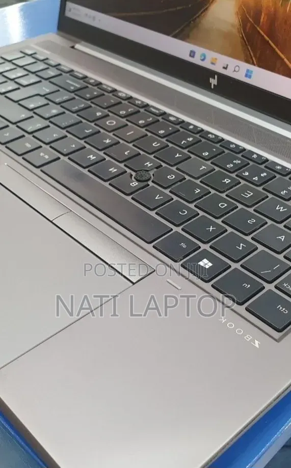 New Laptop HP 16GB Intel Core i7 SSD 512GB