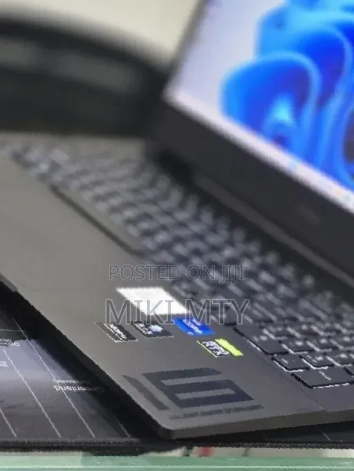 New Laptop HP Omen 16 16GB Intel Core i9 SSD 512GB