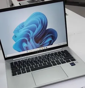 New Laptop HP EliteBook 840 G10 16GB Intel Core i7 SSD 512GB