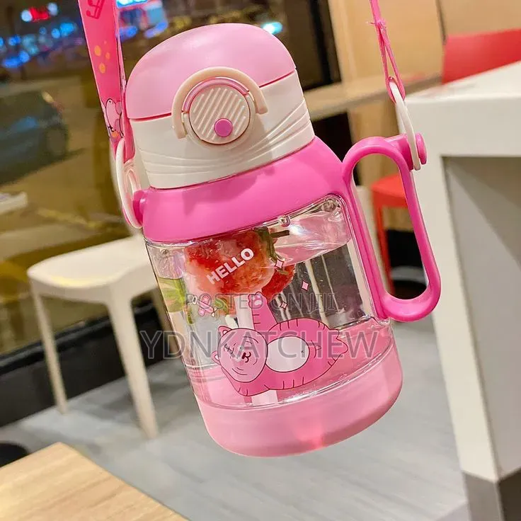 Giraffe Push Open Kids Water Bottle