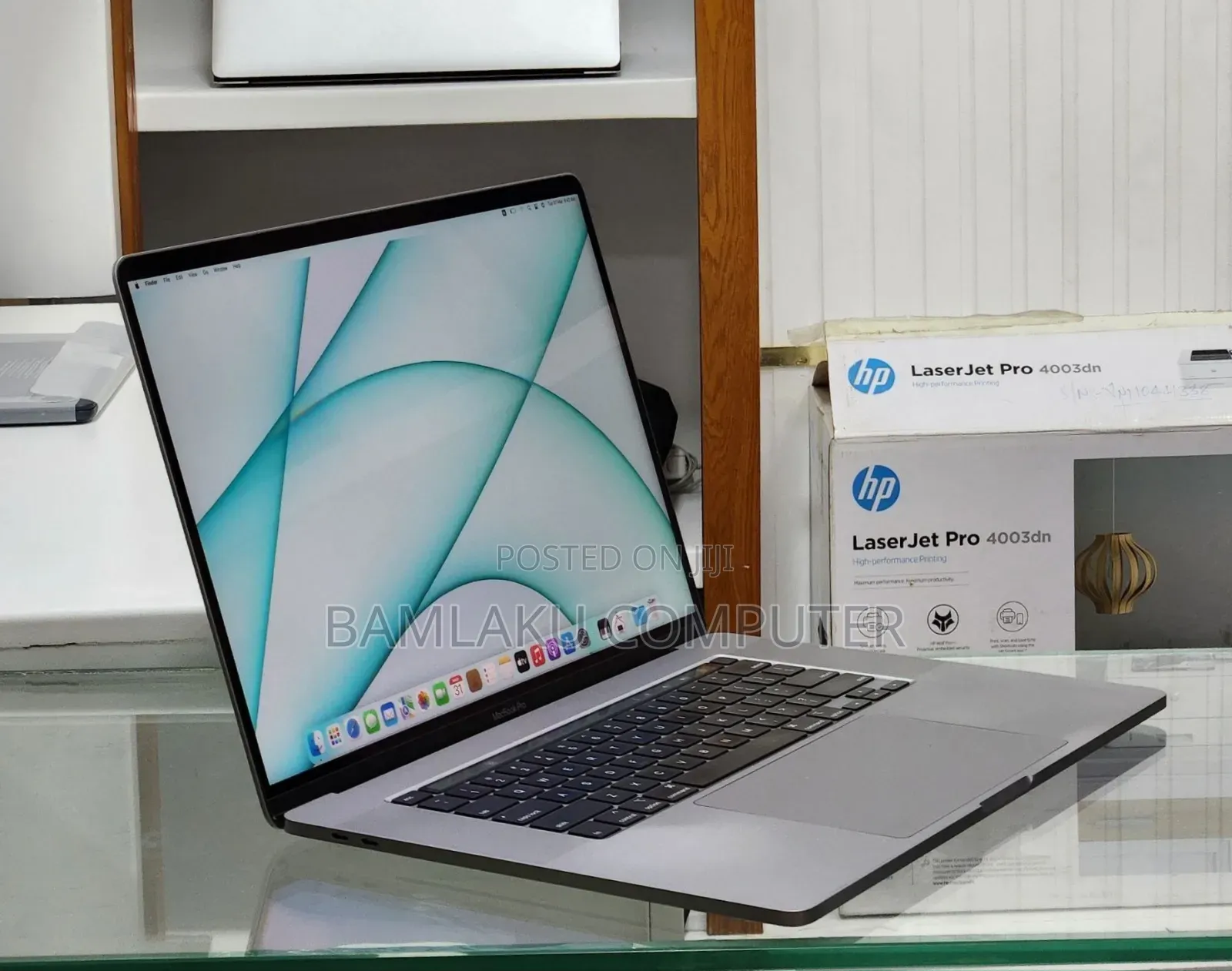 New Laptop Apple MacBook Pro 2019 64GB Intel Core i9 SSD 512GB