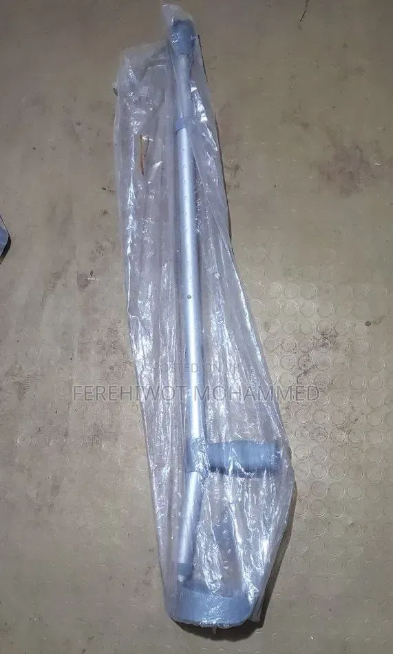 Two Piece Crutche (ክራንች)