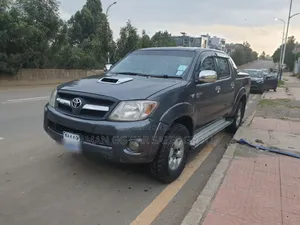 Toyota Hilux 2010 Gray
