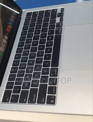 New Laptop Apple MacBook Air 2025 M4 16GB Apple M4 SSD 512GB