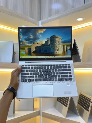 Laptop HP EliteBook 840 16GB Intel Core 7 SSD 512GB
