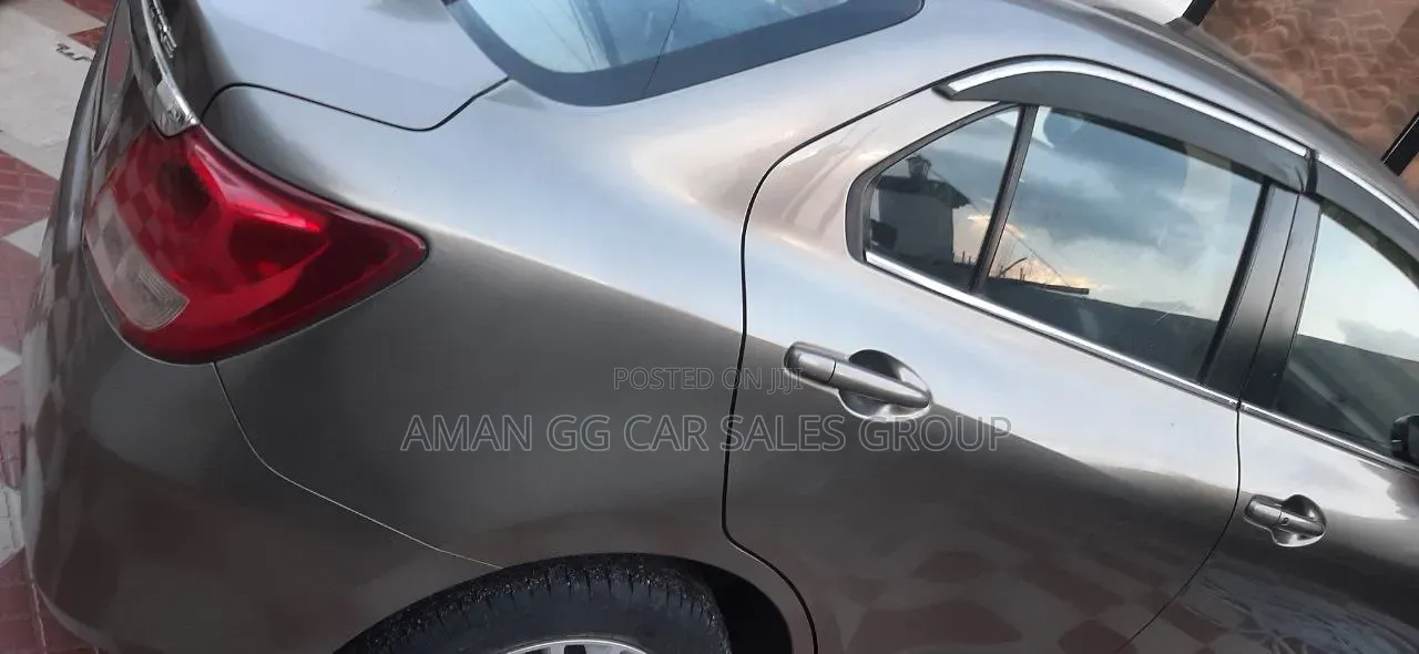 Suzuki Dzire 2022 Gray